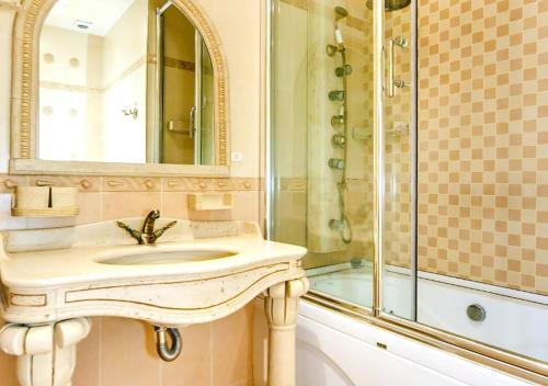 Luxury Apartment On Leylek