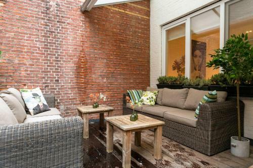 Top Located Cozy Apartment With Terrace Next Kmska
