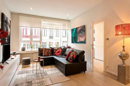 Top Located Cozy Apartment With Terrace Next Kmska
