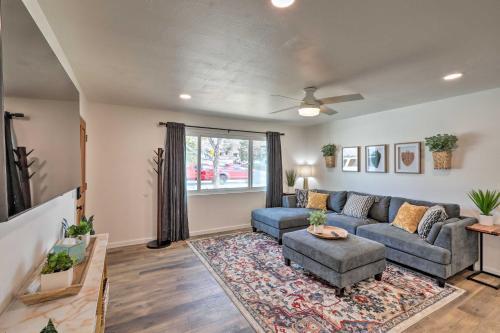 Stunning Flagstaff Home With Deck And Fire Pit!