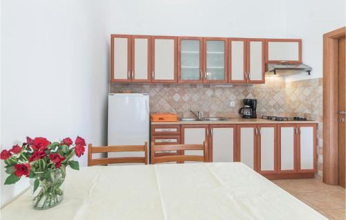 Stunning Apartment In Vodnjan With 1 Bedrooms