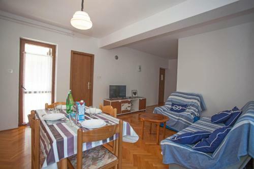 Apartments And Room Agata