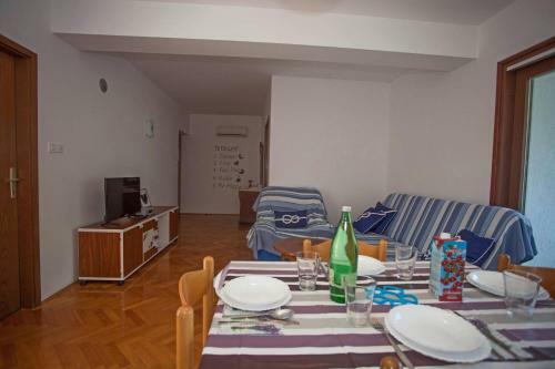 Apartments And Room Agata