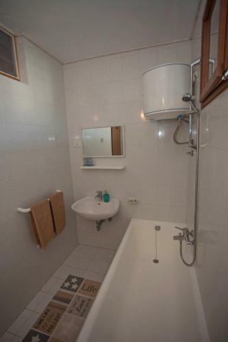 Apartments And Room Agata