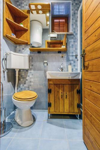 Eco Ranch Wild North House