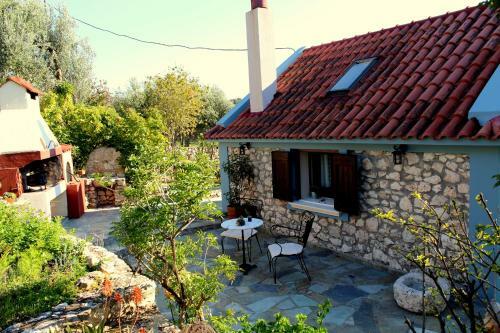 Rustic Retreat In Kefalonia