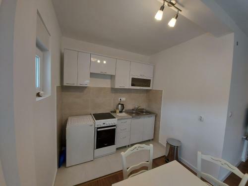 Halcon Apartments