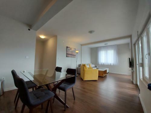 Halcon Apartments