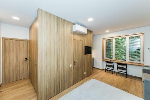 River City Apartments No. 3 By Urban Rent