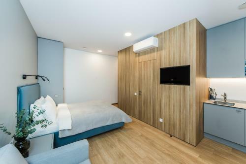 River City Apartments No. 3 By Urban Rent
