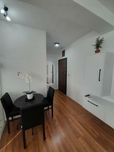 Apartment "pendik" - 50 Meters From The Ohrid Lake Shore
