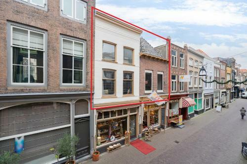 Bed & Breakfast Voorstraat-straatzicht Boven