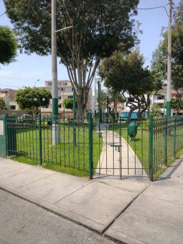 Apartamento 2 Dorm. En Surco, Cerca A Barranco
