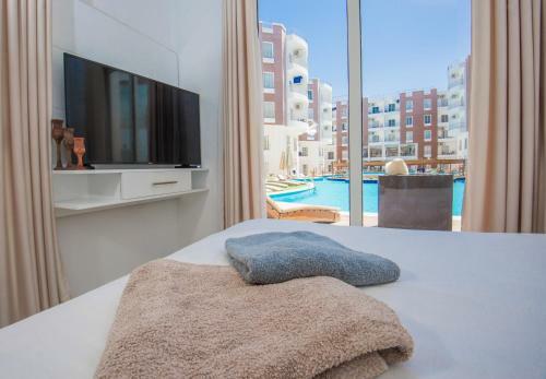 Aqua Palms Swim-up Apartment