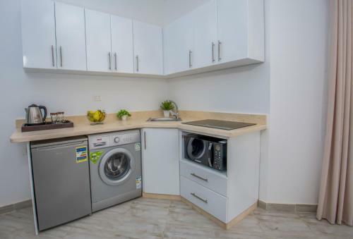 Aqua Palms Swim-up Apartment