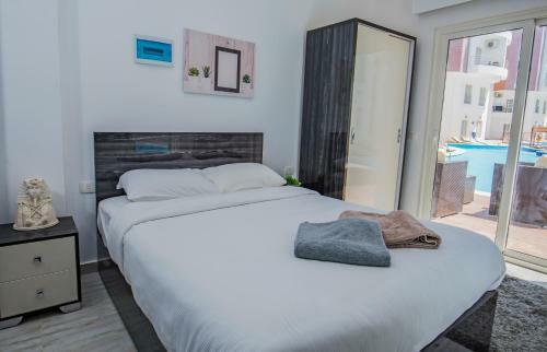 Aqua Palms Swim-up Apartment