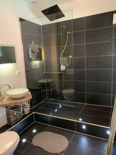 English Romance Exclusive Apartments