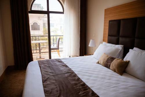 Hotel Ndaru Luxury Suites