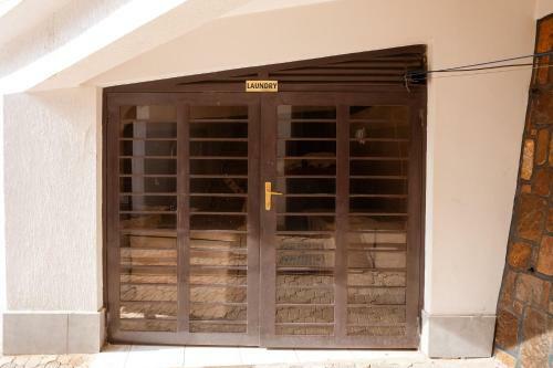 Hotel Ndaru Luxury Suites