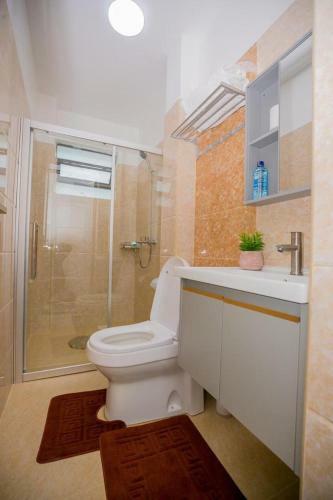 Cozy And Low Budget Self-contained Bedroom In A Kilimani Shared Apartment
