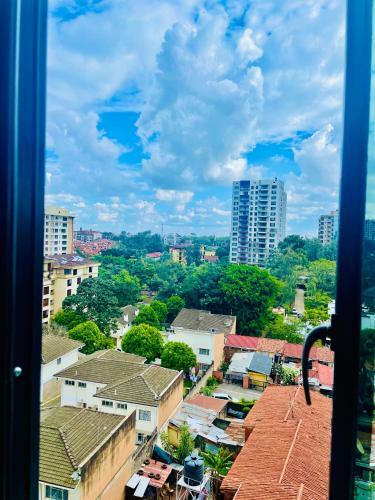 Cozy And Low Budget Self-contained Bedroom In A Kilimani Shared Apartment