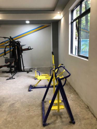 Cozy And Low Budget Self-contained Bedroom In A Kilimani Shared Apartment