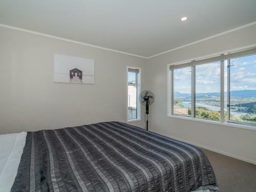 Ohuka Lookout - Whitianga Holiday Home