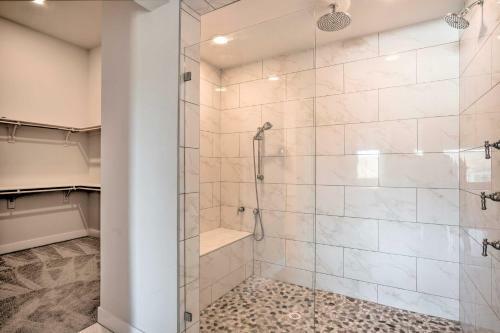 Phoenix Hillside Home With Patio, Grill, Views!
