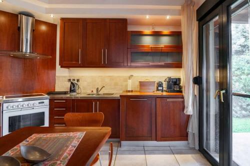 Luxury Villa In Agios Nikolaos With Private Pool