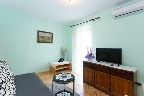 Apartamento Josef Funtana Big Private Garden