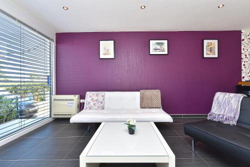 Apartments By The Sea 2152