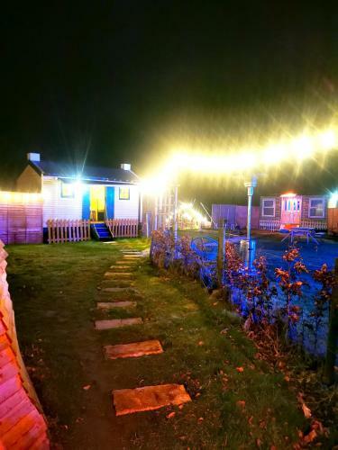 Hostal Private Room, Hottub And Glamping Experience