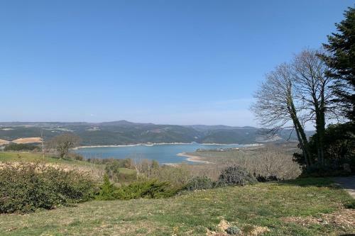 Al Lago Incantato Villa With Pool
