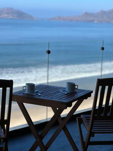 Apartamento Condo On Mazatlan Ocean Front Boardwalk ?malec�n?