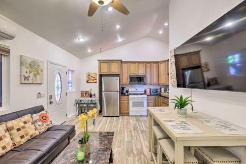Apartamento Cozy Cali Apt, 4 Mi To Moonlight State Beach!