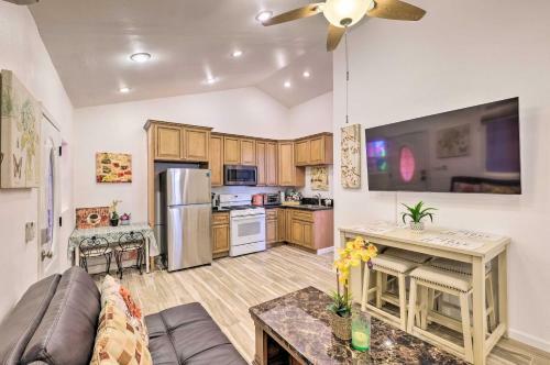 Apartamento Cozy Cali Apt, 4 Mi To Moonlight State Beach!