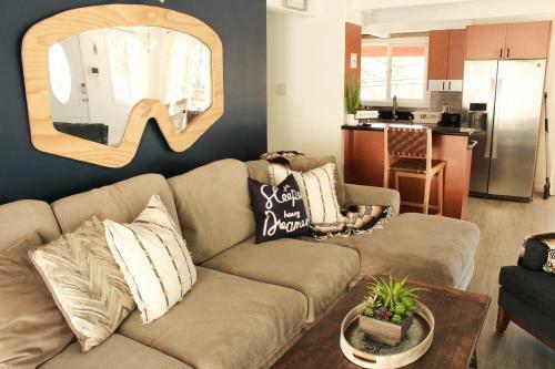 Lakeview Haus- Easy Access Modern Mountain Getaway