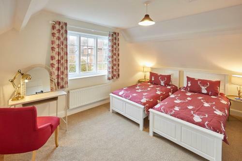 Host & Stay - Gardeners Cottage