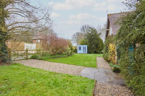 Host & Stay - Gardeners Cottage