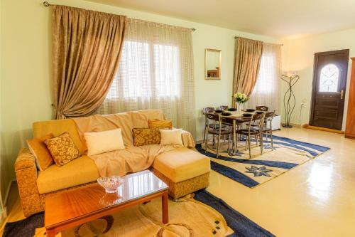 Secret Garden House Volos