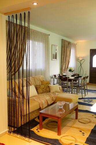 Secret Garden House Volos