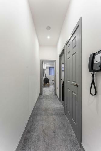 Compact 1 Bedroom Apartment In Dudley