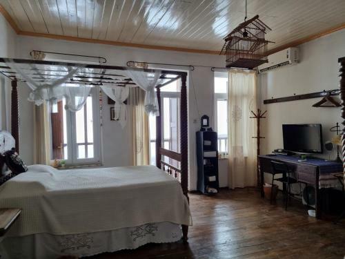 Skopelos- Iris - Your Traditional Home