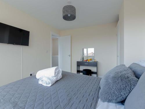 Pass The Keys Bryn House Short Stays
