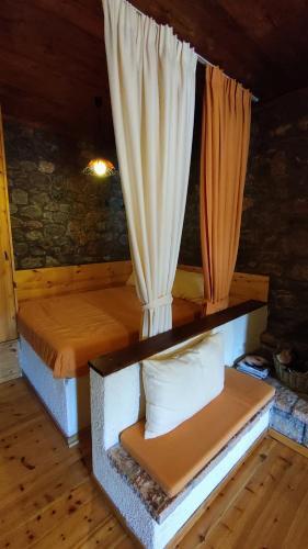 Traditional Cozy Apartment In Livadi Parnassos (2)+(3)