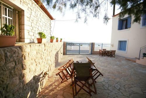 Akrogiali Holidays Residence