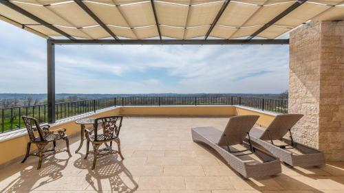 Villa Andreas Mateli?i With Beautiful Sea View