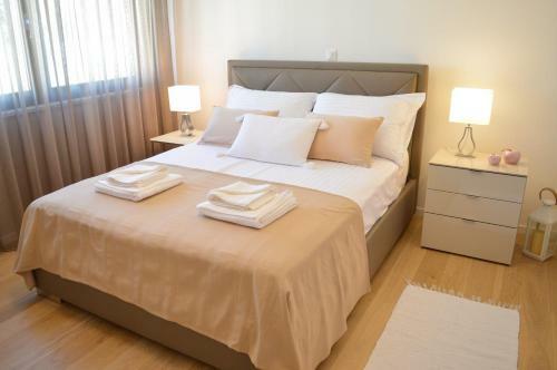 Rova Apartment