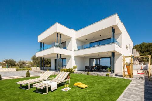 Luxury Apartment Blue Sky