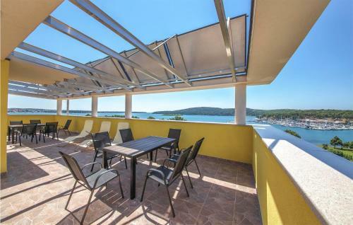 Amazing Apartment In Pomer With 1 Bedrooms
